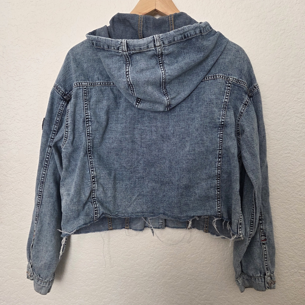 Y2k Tommy Hilfiger Light Blue Denim Hooded Jean Jacket with Red Drawstrings - Picture 6 of 7